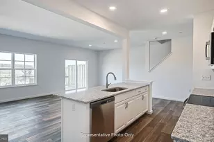 7839 Oakbrook Dr, Harrisburg, PA 17112 - Photo 12