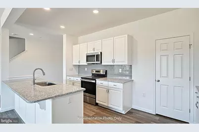 7839 Oak Brook Drive, Harrisburg, PA 17112 - Photo 14