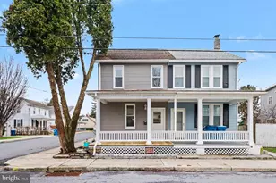 301 W 2nd St, Hummelstown, PA 17036 - Photo 1