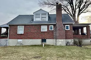 3816 Locust Ln, Harrisburg, PA 17109 - Photo 6