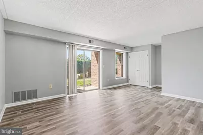 1210 E Hampton Hill Court, Harrisburg, PA 17111 - Photo 2