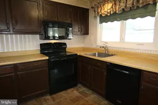 4856 Springtop Dr, Harrisburg, PA 17111 - Photo 8