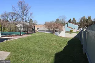 4856 Springtop Dr, Harrisburg, PA 17111 - Photo 38