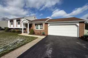 4856 Springtop Dr, Harrisburg, PA 17111 - Photo 6