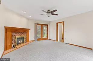 6365 N Huntsmen Dr, Harrisburg, PA 17111 - Photo 6