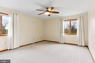 6365 N Huntsmen Dr, Harrisburg, PA 17111 - Photo 28