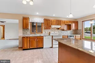 6365 N Huntsmen Dr, Harrisburg, PA 17111 - Photo 4