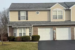 151 Peregrine Ln, Hummelstown, PA 17036 - Photo 2
