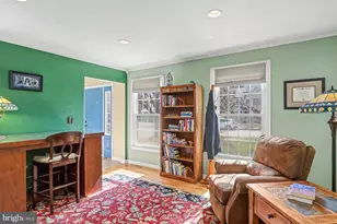 2204 Continental Dr, Harrisburg, PA 17110 - Photo 18