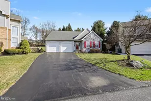 1827 Meadow Ridge Dr, Hummelstown, PA 17036 - Photo 36