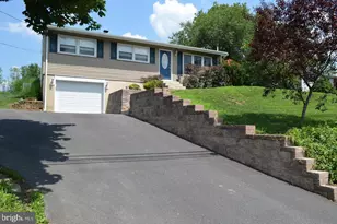 7936 Moyer Rd, Harrisburg, PA 17112 - Photo 2