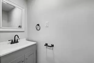 257 Moore St, Millersburg, PA 17061 - Photo 8