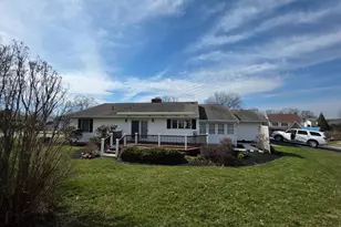 24 Riverview Dr, Middletown, PA 17057 - Photo 4