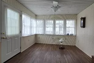 24 Riverview Dr, Middletown, PA 17057 - Photo 8