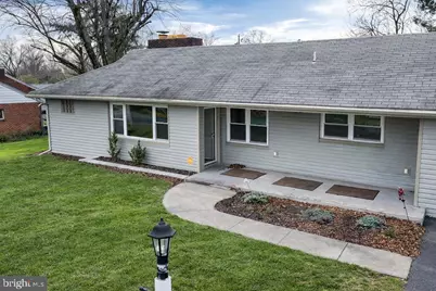 9 Oakmont Road, Harrisburg, PA 17109 - Photo 2