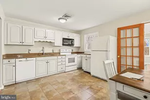 1118 Bethlynn Dr, Harrisburg, PA 17112 - Photo 8