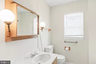 3901 Kingsley Dr, Harrisburg, PA 17110 - Photo 8