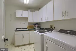 19 Sterling Ct, Hershey, PA 17033 - Photo 22