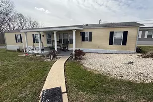 12 Skyview Dr, Hershey, PA 17033 - Photo 2