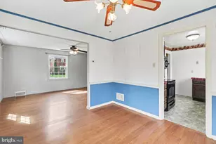 335 Rumson Dr, Harrisburg, PA 17104 - Photo 4