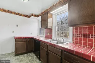 335 Rumson Dr, Harrisburg, PA 17104 - Photo 6