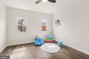 338 Hamilton St, Harrisburg, PA 17102 - Photo 10