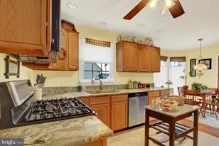 216 Fox Grove Pl, Hummelstown, PA 17036 - Photo 10