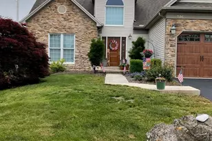 216 Fox Grove Pl, Hummelstown, PA 17036 - Photo 4