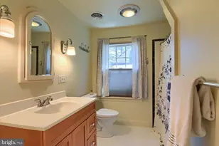 3930 Brisban St, Harrisburg, PA 17111 - Photo 14