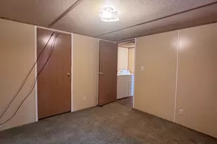 2033 Eshelman St, Middletown, PA 17057 - Photo 10