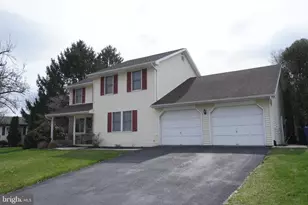 4109 Lisa Dr, Harrisburg, PA 17112 - Photo 2