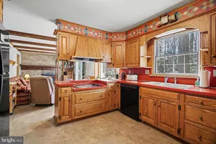 10 Dogwood Dr, Hershey, PA 17033 - Photo 8