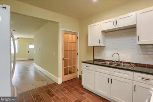 1212 Derry St, Harrisburg, PA 17104 - Photo 10