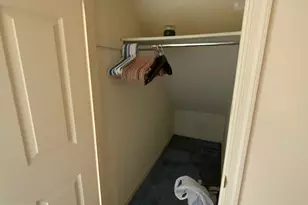 6284 Spring Knoll Dr, Harrisburg, PA 17111 - Photo 8