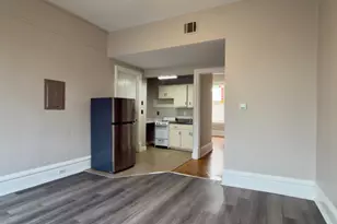 2011 N 3rd St, Harrisburg, PA 17102 - Photo 2