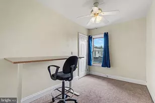 261 Delaware St, Harrisburg, PA 17102 - Photo 22