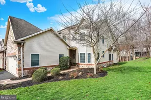 320 Autumn Chase, Harrisburg, PA 17110 - Photo 2