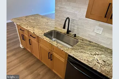 504 Cherrington Dr, Harrisburg, PA 17110 - Photo 8