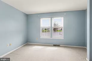 221 Lamp Post Ln, Hershey, PA 17033 - Photo 12