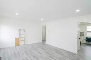 375 S 7th St, Harrisburg, PA 17113 - Photo 6