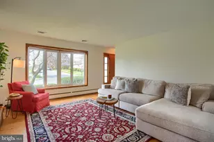 464 Cedar Ave, Hershey, PA 17033 - Photo 4