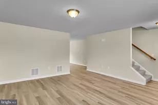 849 Gregs Dr, Harrisburg, PA 17111 - Photo 6