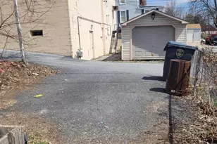 38 N 28th St, Harrisburg, PA 17103 - Photo 2