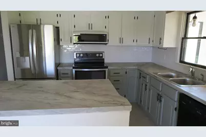 6081 Peach Tree Street, Harrisburg, PA 17111 - Photo 12