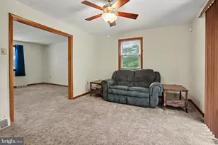 1252 Barley Corn Square, Harrisburg, PA 17112 - Photo 8
