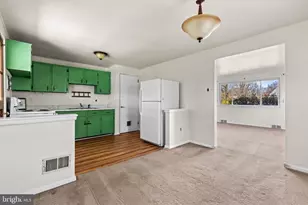 5209 Crestwood Dr, Harrisburg, PA 17109 - Photo 10