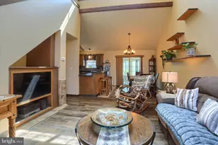 12 Edgewater Dr, Middletown, PA 17057 - Photo 6