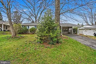 907 Meadow Ln, Millersburg, PA 17061 - Photo 2