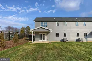 174 Lamp Post Ln, Hershey, PA 17033 - Photo 32