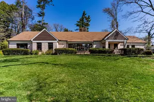 2301 Valley Rd, Harrisburg, PA 17104 - Photo 1